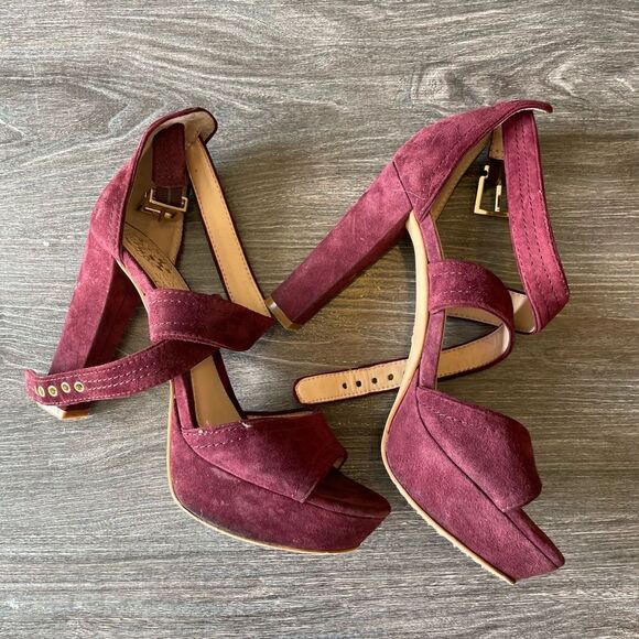 Vince Camuto Burgundy heels size 6 - Picture 3 of 6